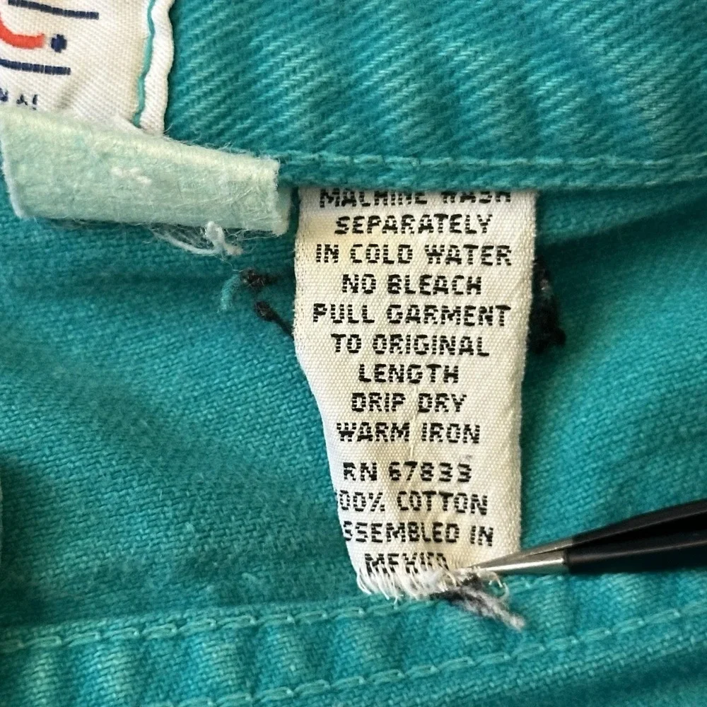 Beverley Hills B.H.D.C. Shorts Women's 9 Turquoise Cotton‎ Hemmed Talon Zipper